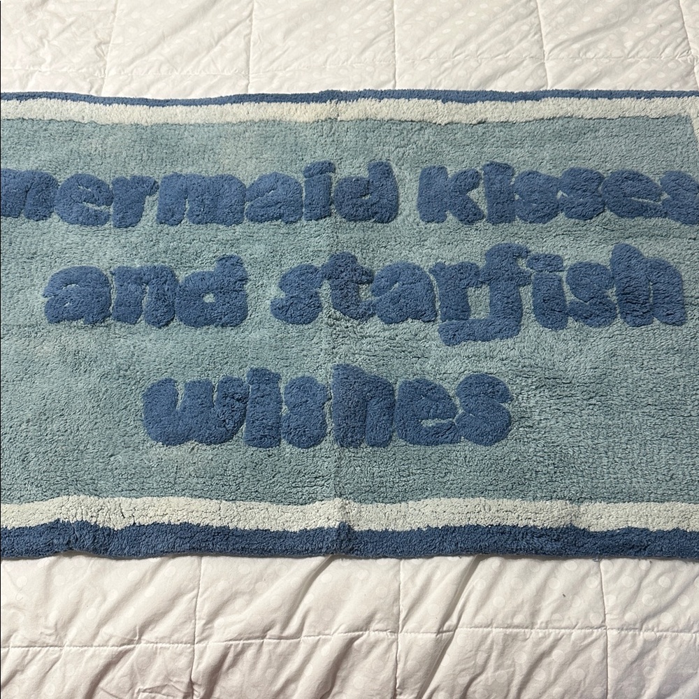Blue and White Rug mermaid kisses and starfish wishes, coastal decor NWOT - Picture 7 of 7
